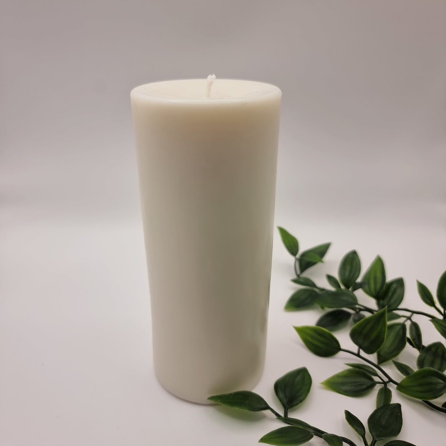 Glowing Bee Soy Wax White Pillar Candle (1pc)
